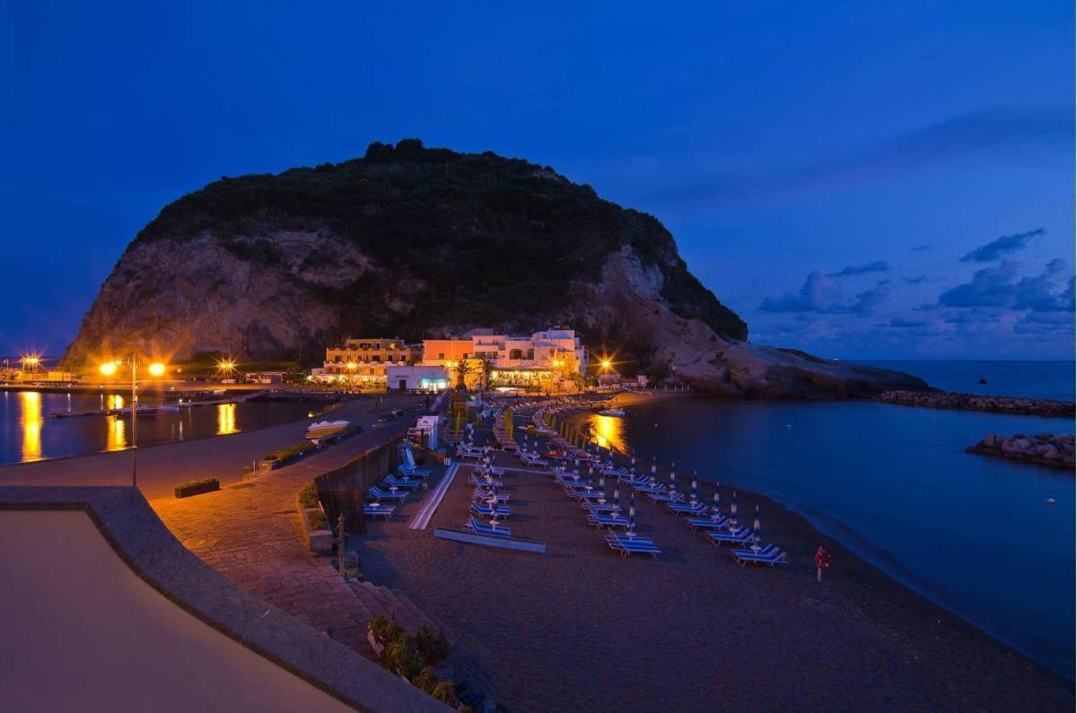 Hotel Terme Tirrenia ايسكيا المظهر الخارجي الصورة