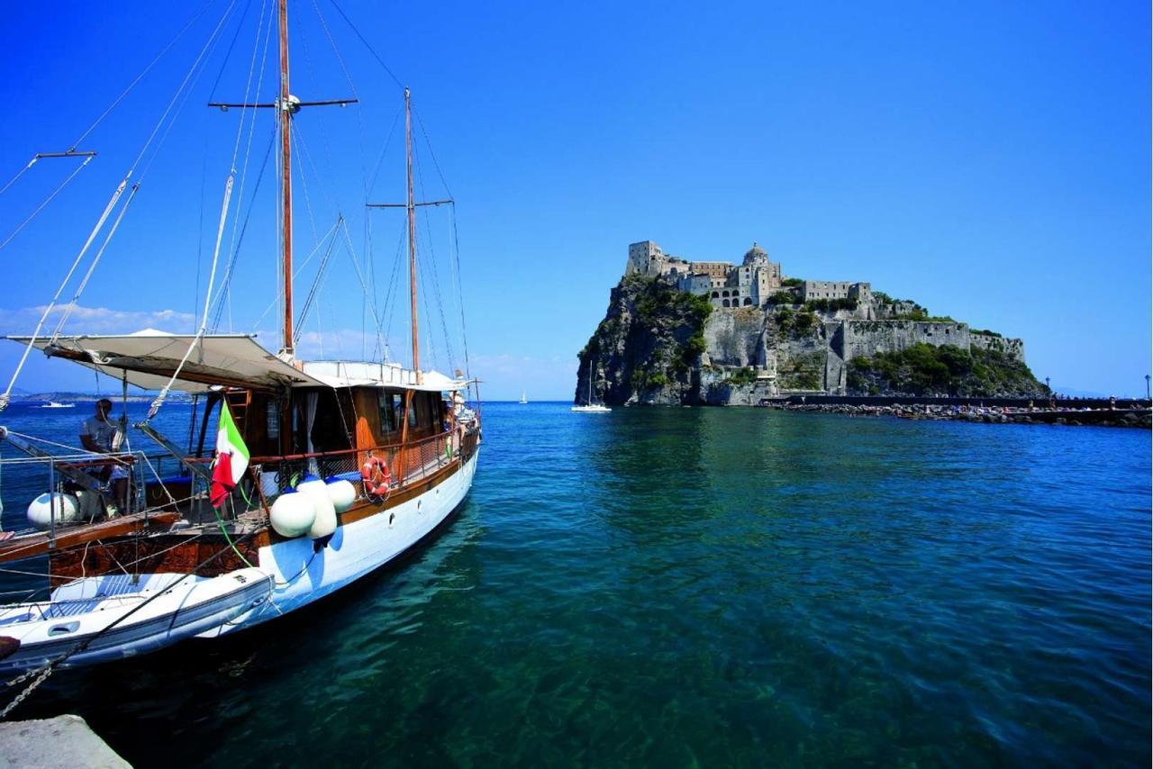 Hotel Terme Tirrenia ايسكيا المظهر الخارجي الصورة